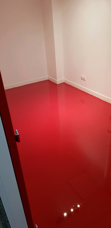 peinture époxy bordeaux