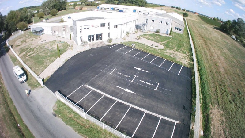 Réalisation d'un marquage au sol pour parking privé en Gironde